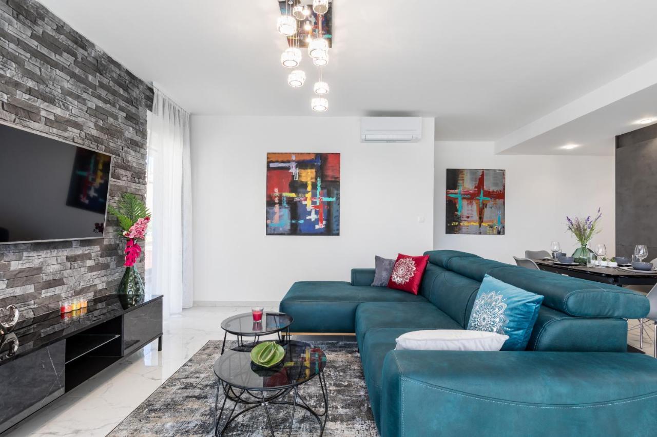 Elysian Zen Luxury Apartment - Two Bedroom Apartment With Terrace And Sea View Split Exterior foto